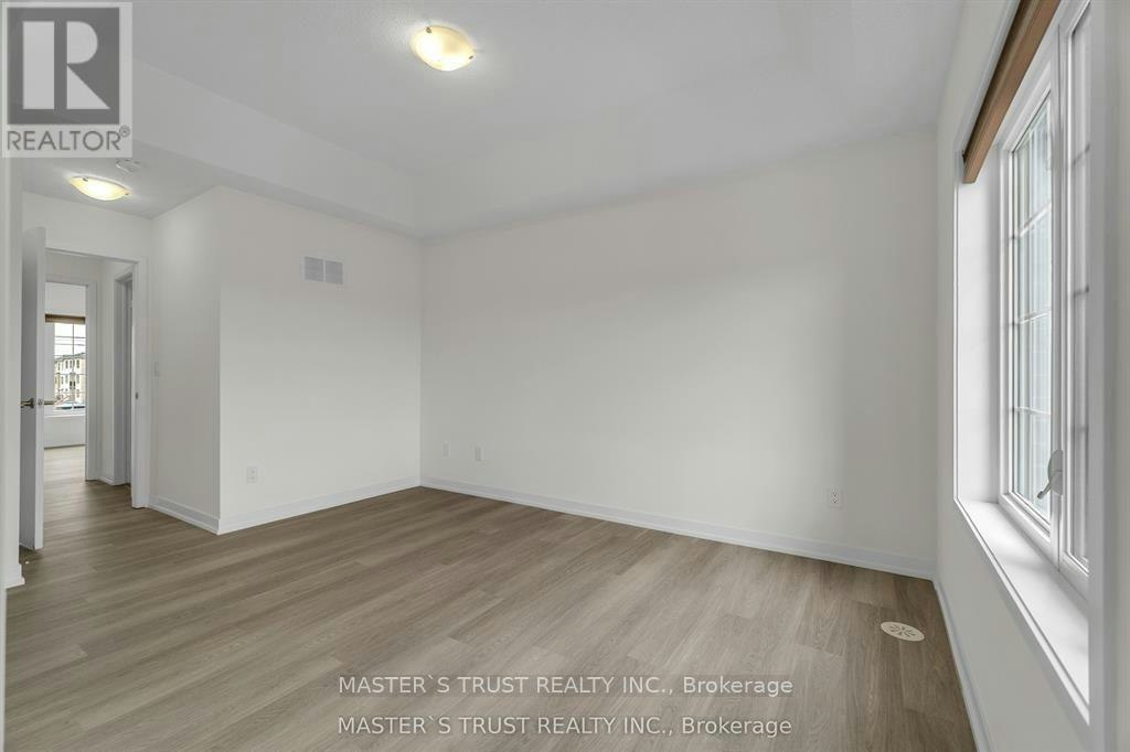 183 Harding Park Street, Newmarket, ON, L3Y 0E3 - 27