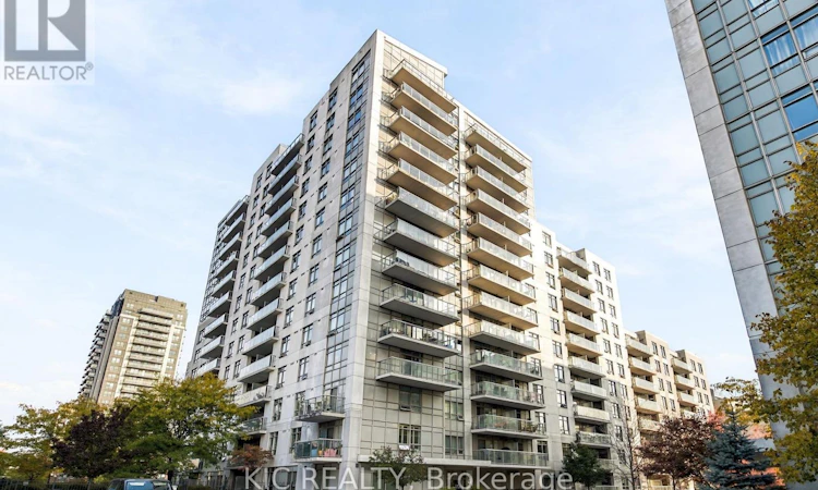 424-816 Lansdowne Avenue