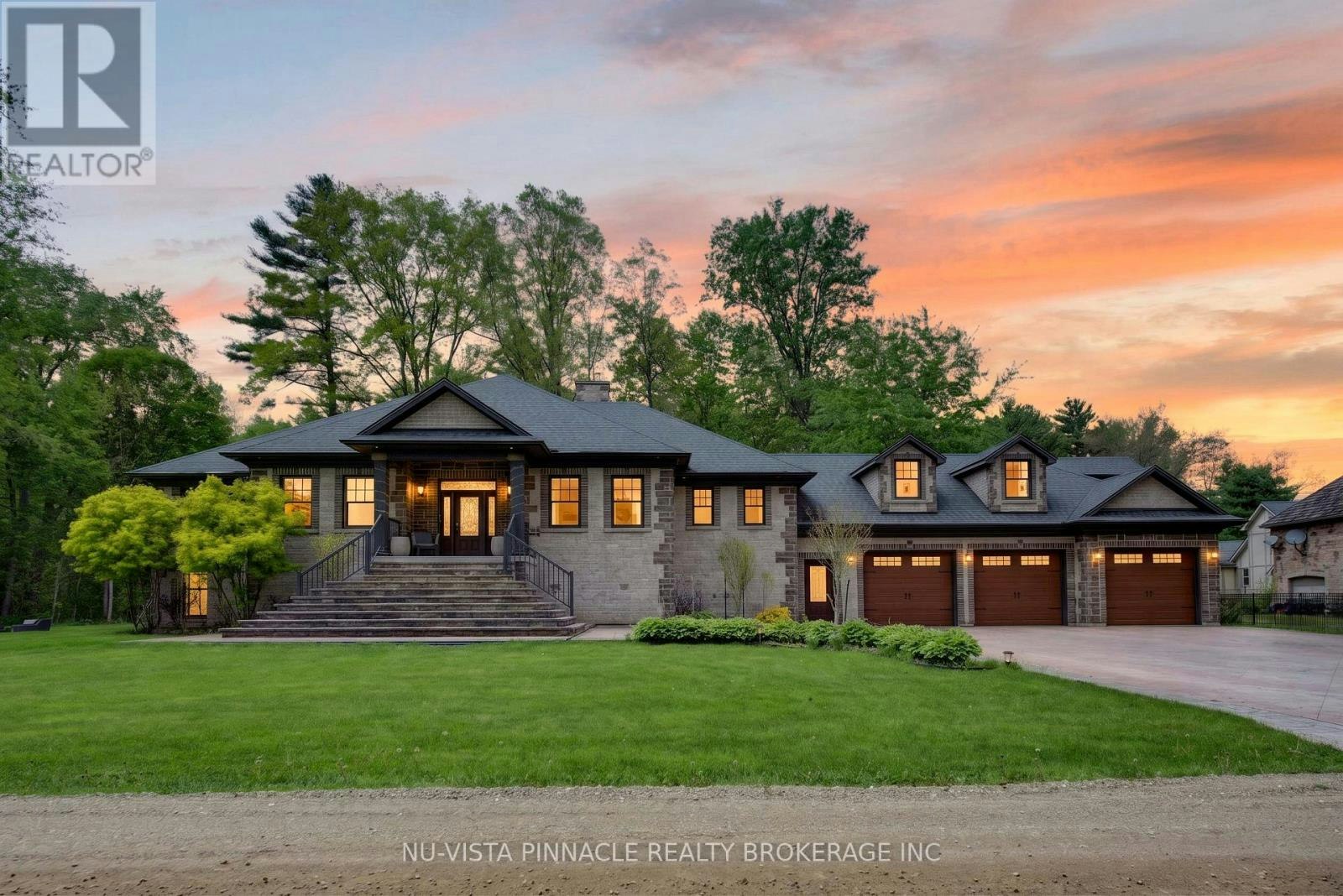 9082 Ferne Drive, Strathroy, ON, N0L 1W0