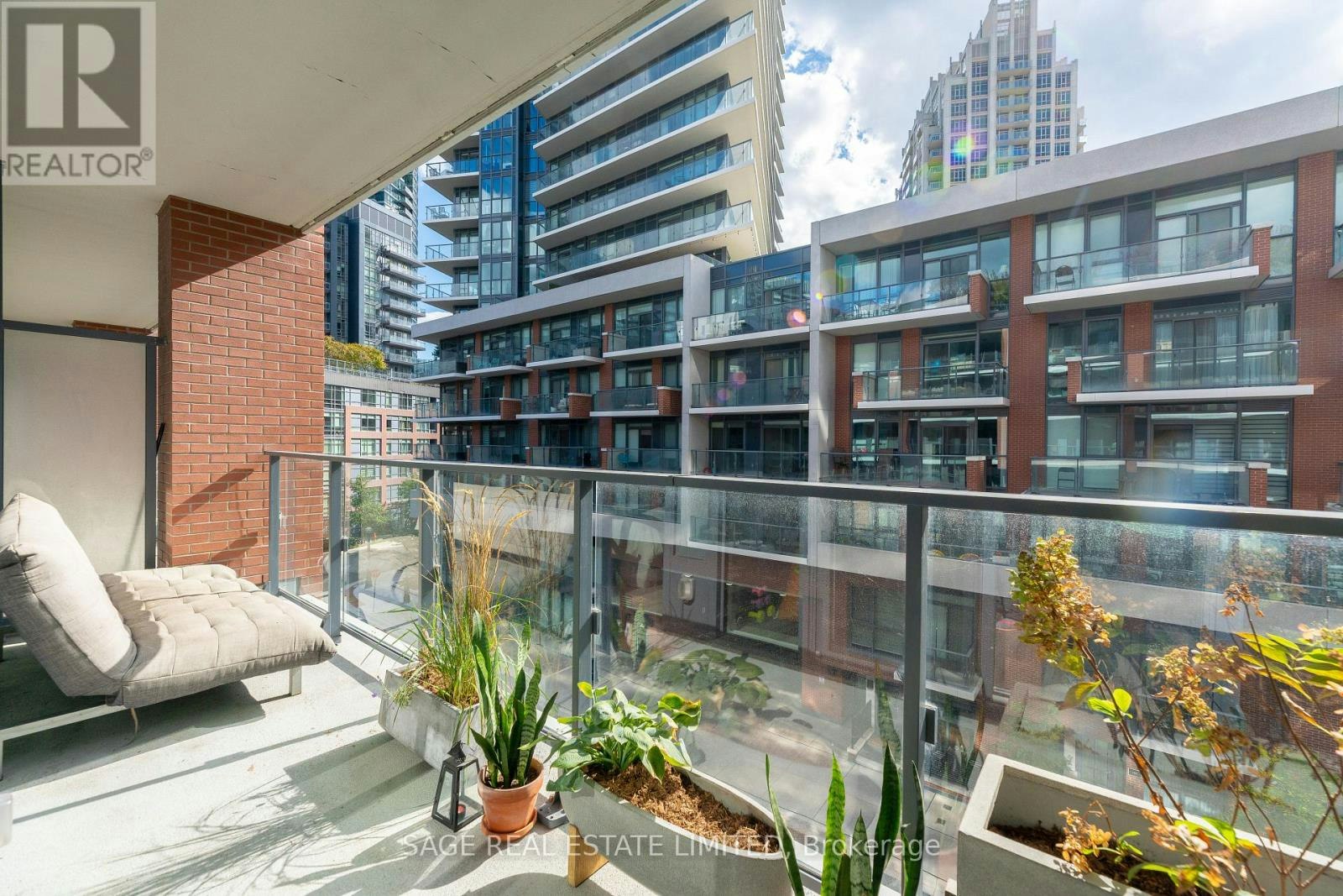 519-50 Bruyeres Mews, Toronto, ON, M5V 0H8 - 18