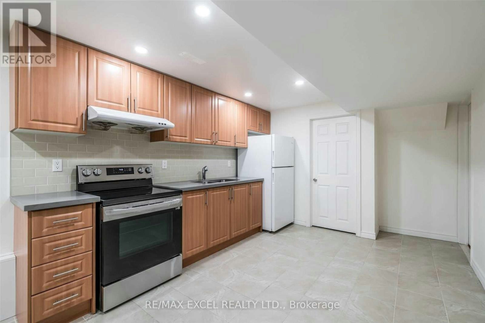 BSMT-125 Mary Pearson Drive, Markham, ON, L3S 3E9 - 2