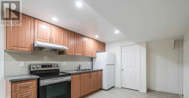 BSMT-125 Mary Pearson Drive, Markham, ON, L3S 3E9 - 2