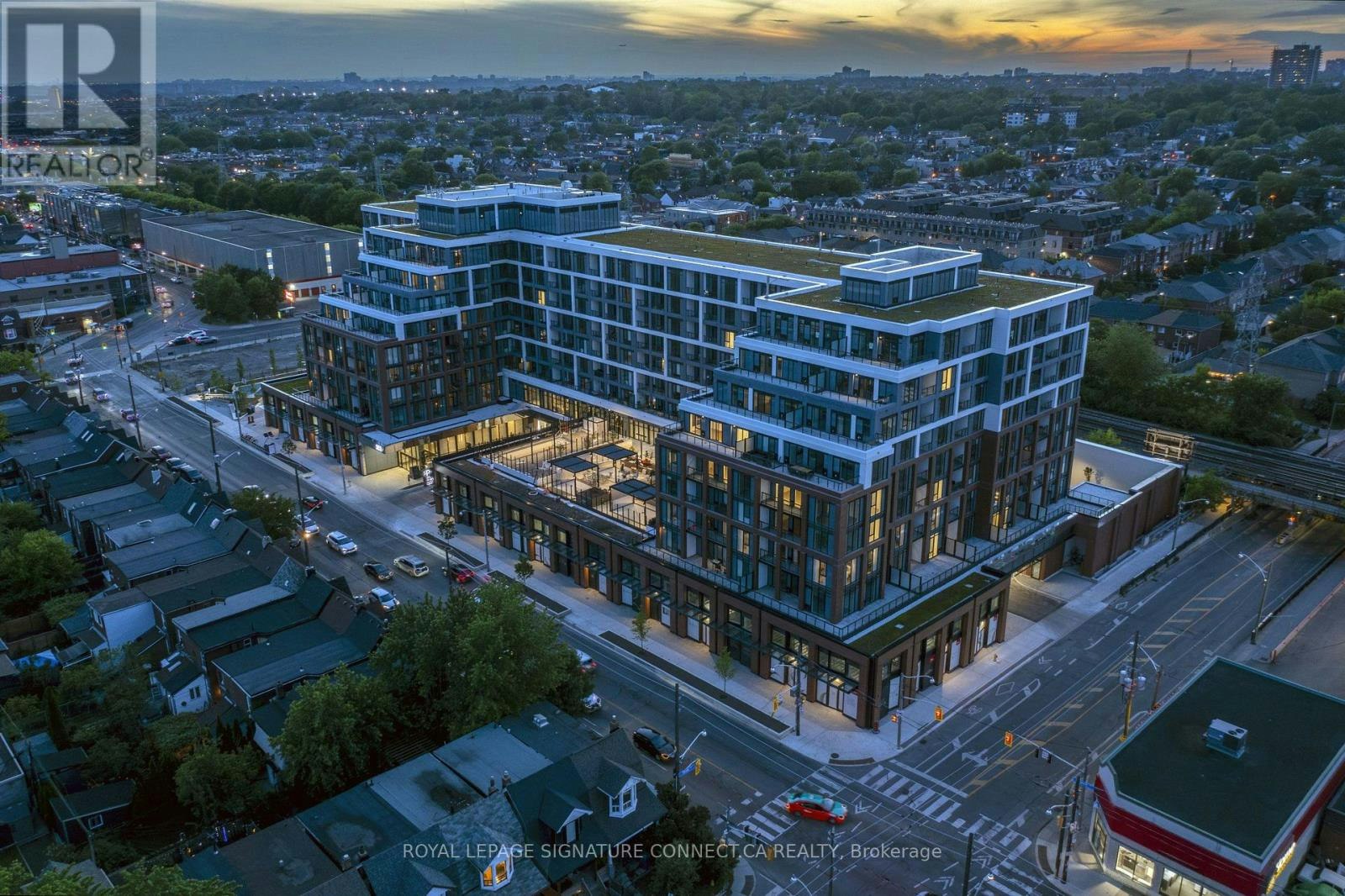 PH12-858 Dupont Street, Toronto, ON, M6G 0C1