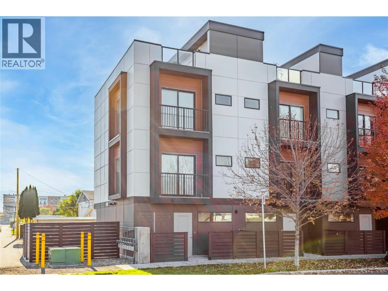 7-701 Morrison Avenue, Kelowna, BC, V1Y 5E6