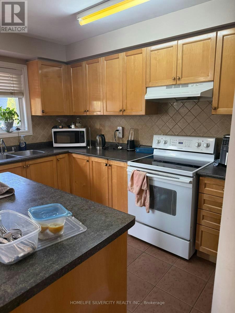 6 Eastview Gate, Brampton, ON, L6P 1M6 - 6