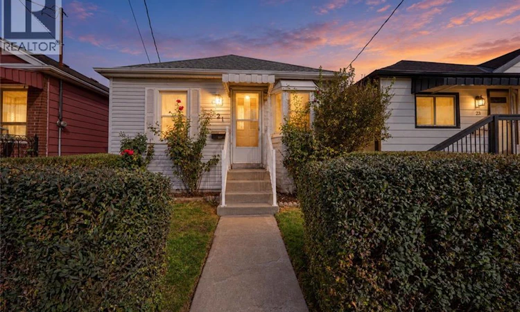 21 Harrison Avenue