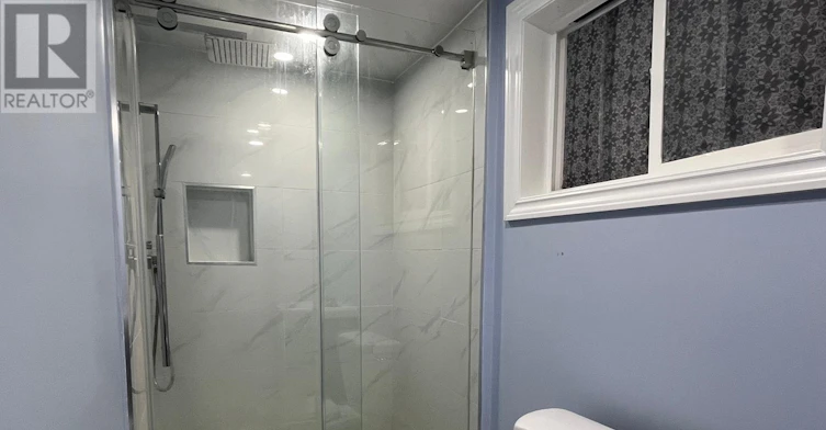 STUDIO-818 Garth Street, Hamilton, ON, L9C 4K5 - 5