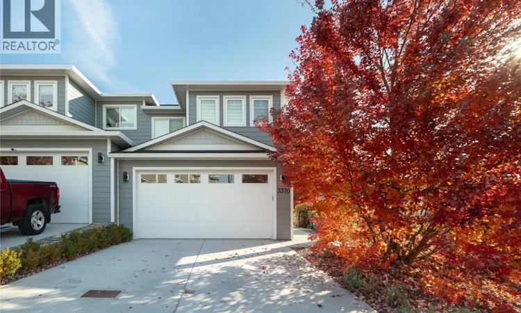 3370 Hawks Crescent