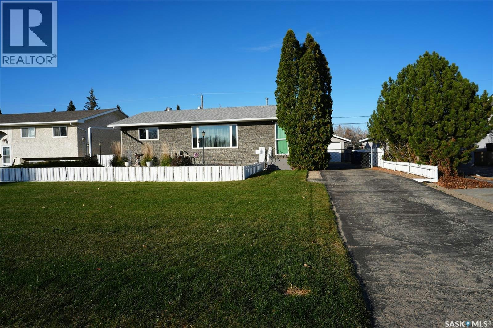 52 20th Street, Battleford, SK, S0M 0E0