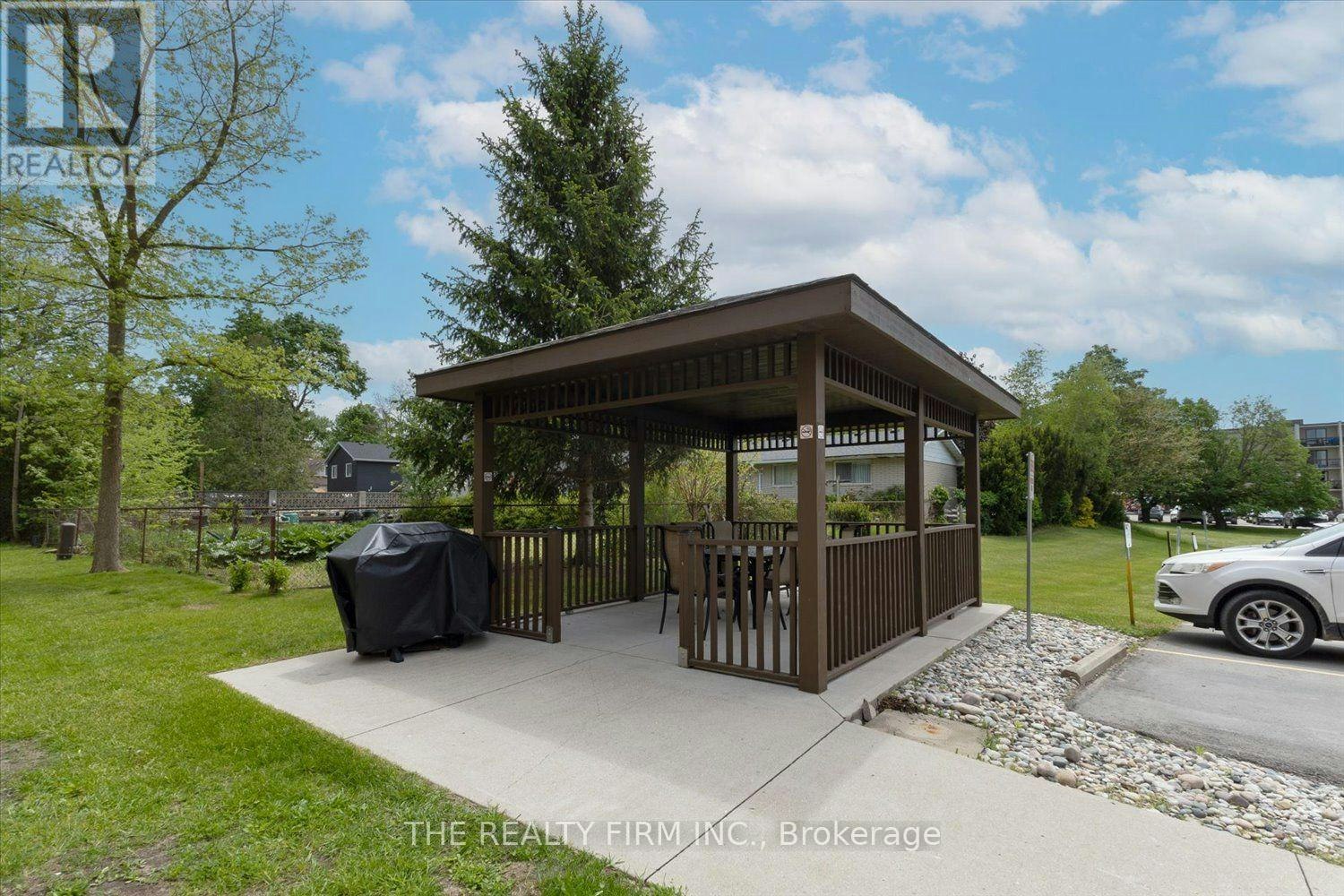 207-220 Duke Street, Strathroy, ON, N7G 1S3 - 4