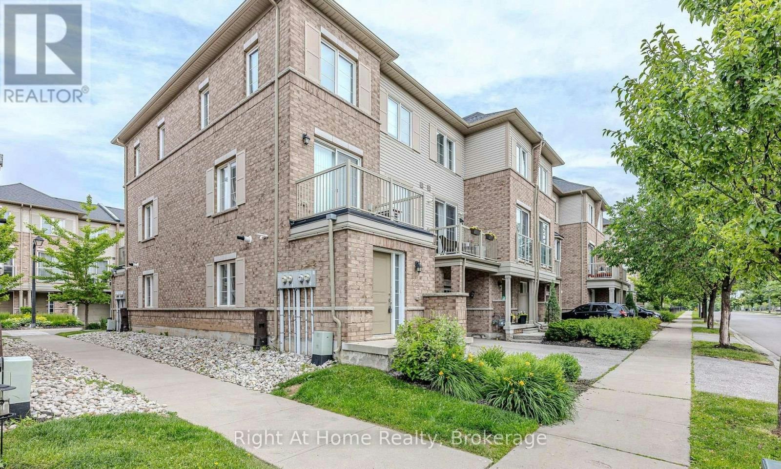 146-165 Hampshire Way, Milton, ON, L9T 8M7