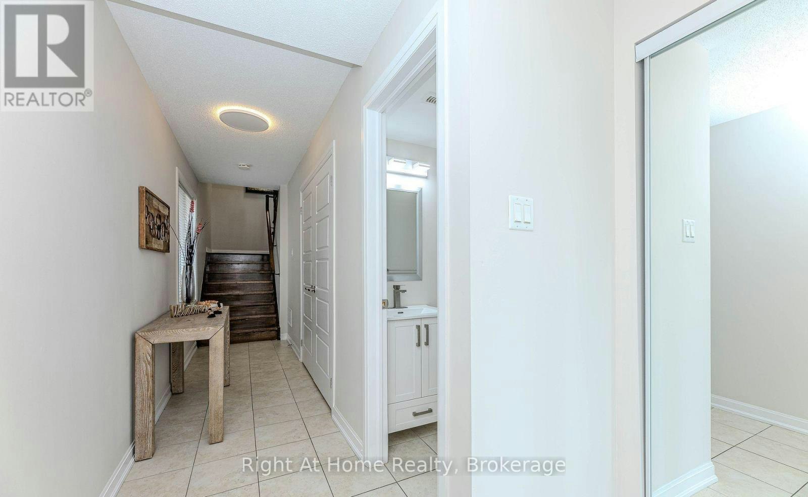 146-165 Hampshire Way, Milton, ON, L9T 8M7 - 4