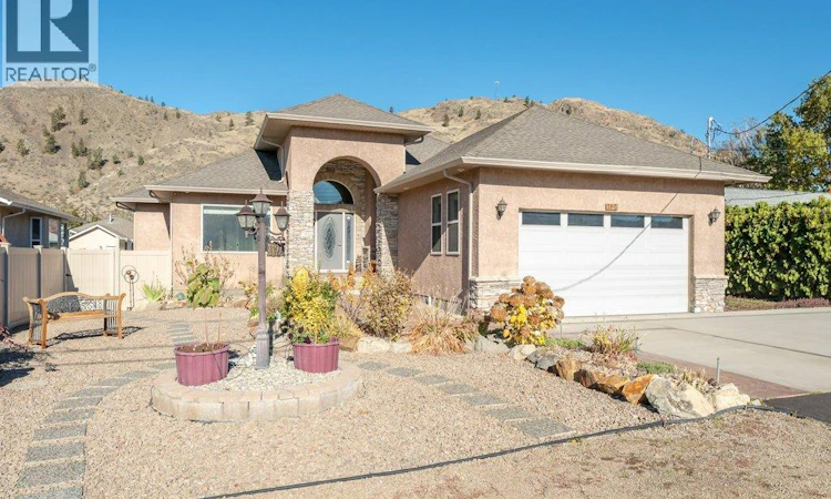 1124 Fairview Road
