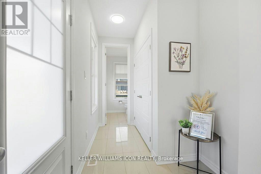 170 Bartonia Circle, Ottawa, ON, K4A 1E3 - 5