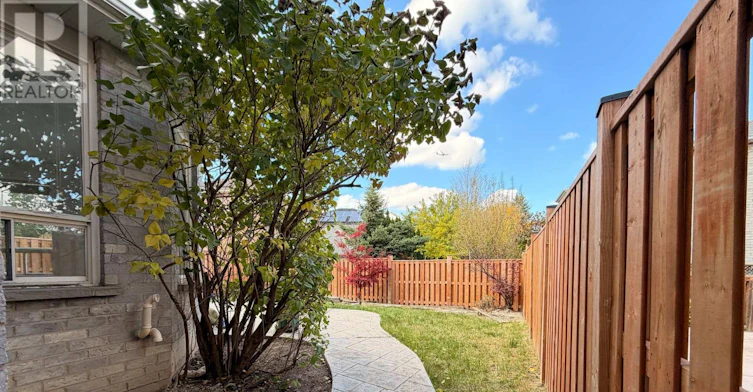 1561 Wintergrove Gardens, Mississauga, ON, L5M 3Z9 - 10