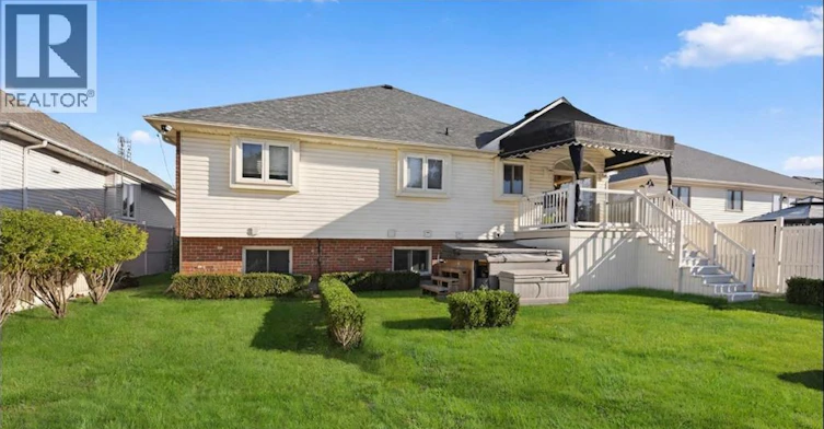 UPPER-555 Revland Drive, Tecumseh, ON, N8N 4T2 - 15