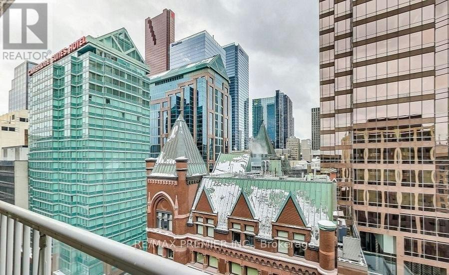 UPH02-105 Victoria Street, Toronto, ON, M5C 3B4 - 18
