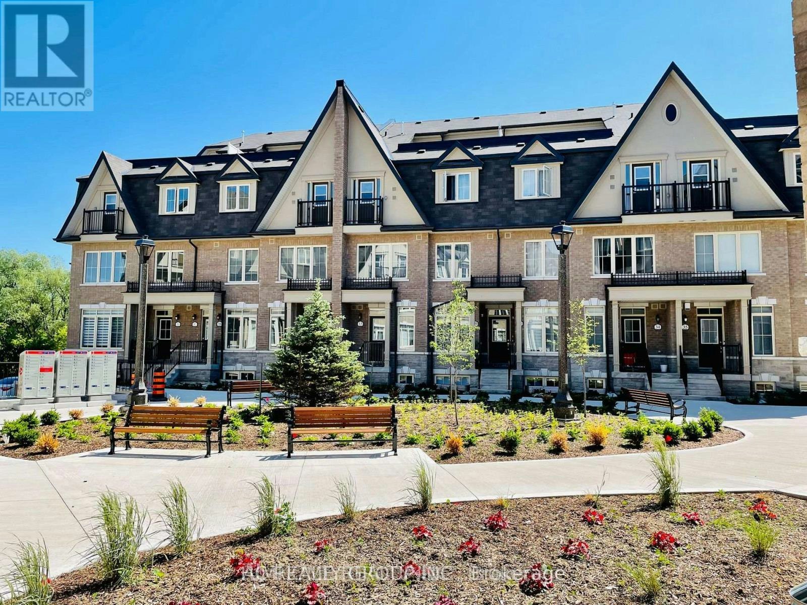 20 Lower 181 Parktree Drive, Vaughan, ON, L6A 5B1