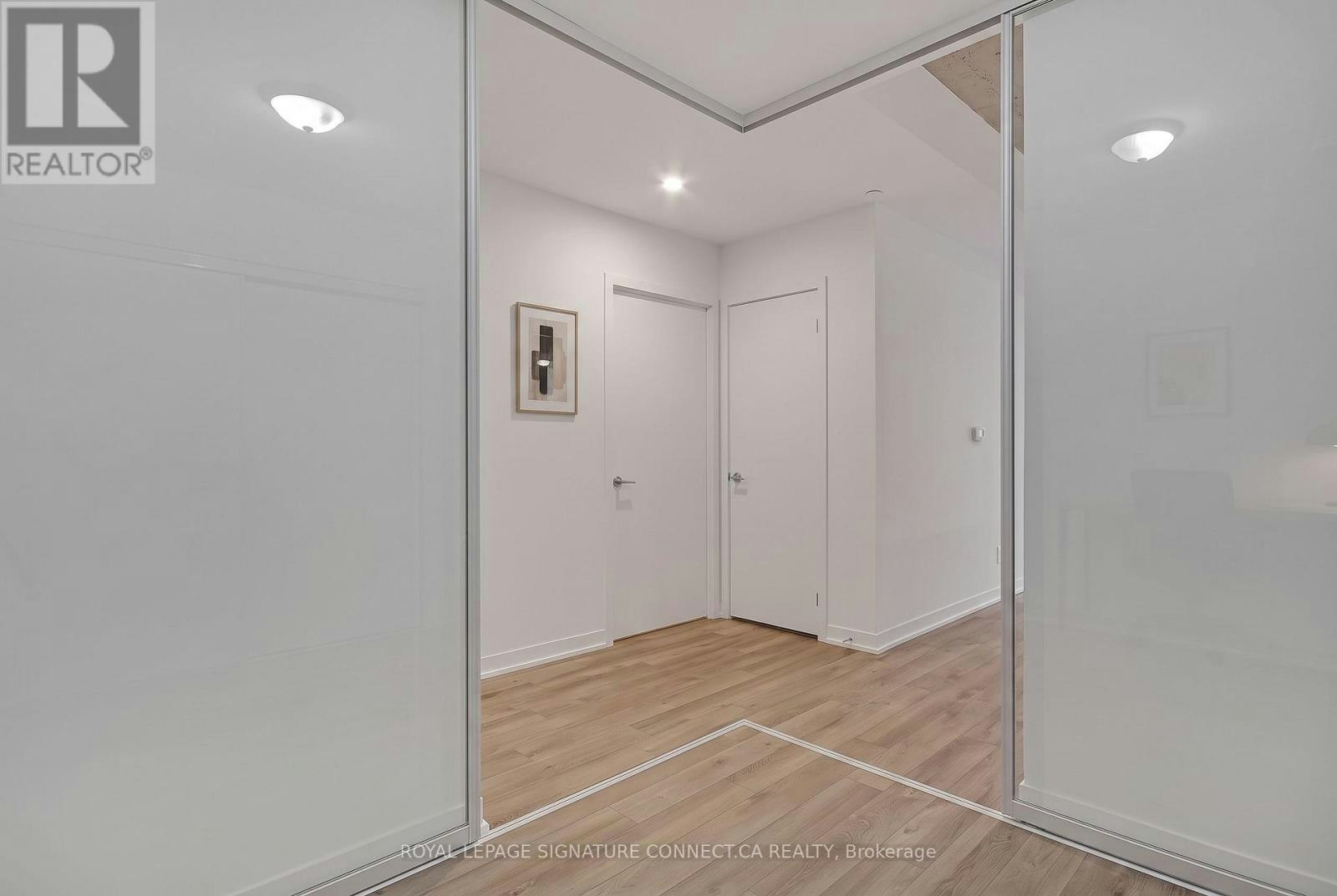 410-1808 St Clair Avenue, Toronto, ON, M6N 0C1 - 12