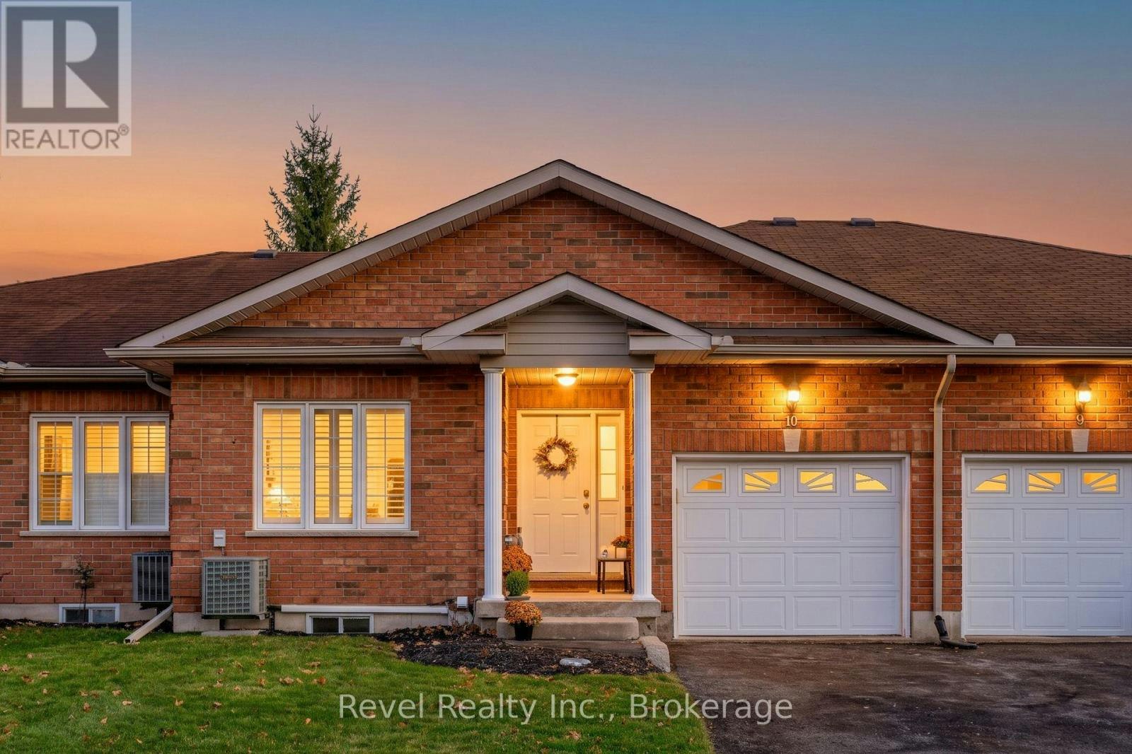 10-111 Colborne Street, Kawartha Lakes, ON, K0M 1N0