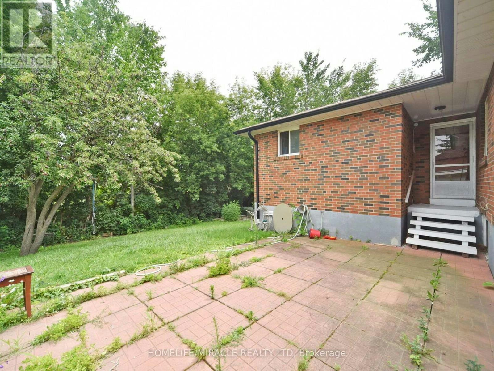 MAIN - U-1-23 Tardree Place, Toronto, ON, M1R 3X2 - 4