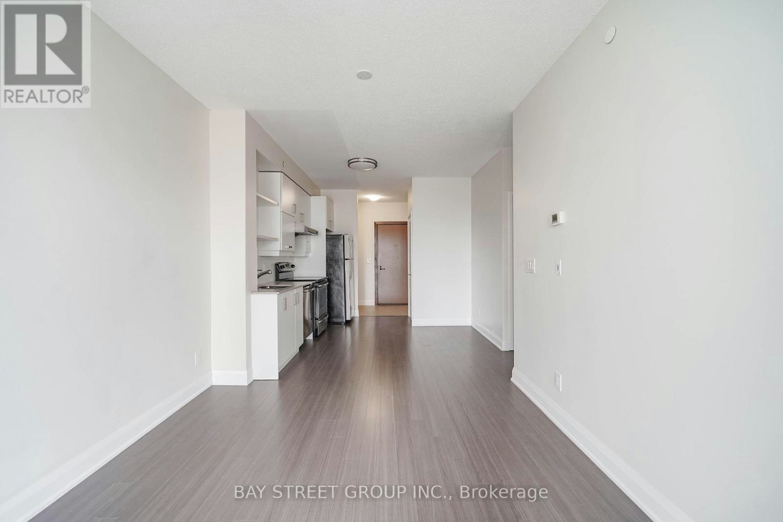 601-8228 Birchmount Road, Markham, ON, L3R 1A6 - 6