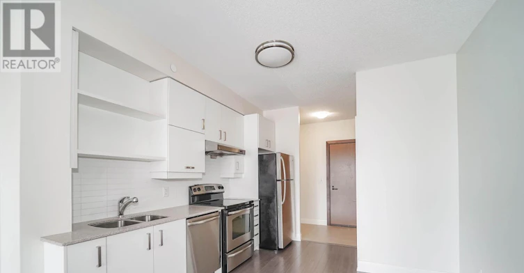 601-8228 Birchmount Road, Markham, ON, L3R 1A6 - 9