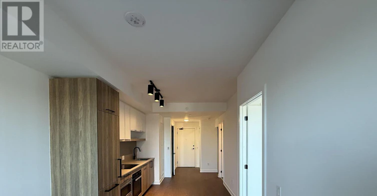 1619-89 Montclair Avenue, Toronto, ON, M5P 1P5 - 4