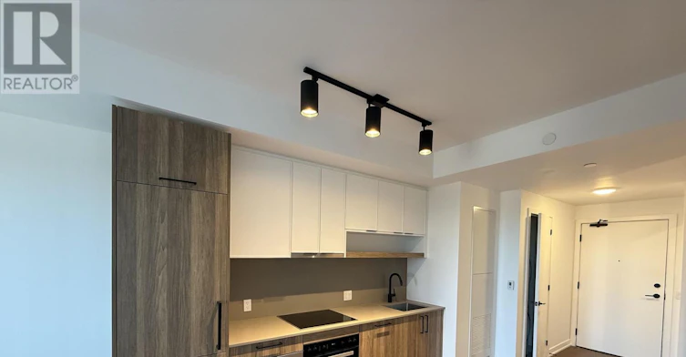 1619-89 Montclair Avenue, Toronto, ON, M5P 1P5 - 3