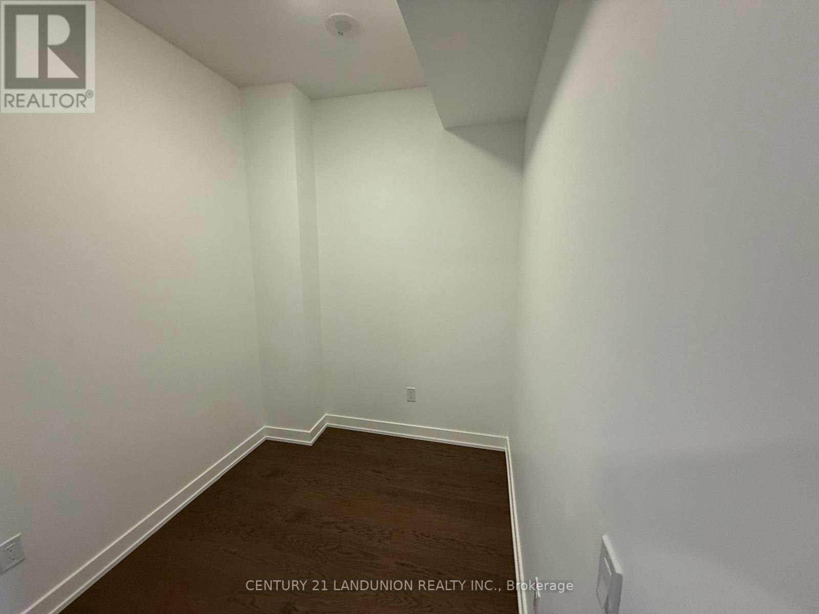 1619-89 Montclair Avenue, Toronto, ON, M5P 1P5 - 9