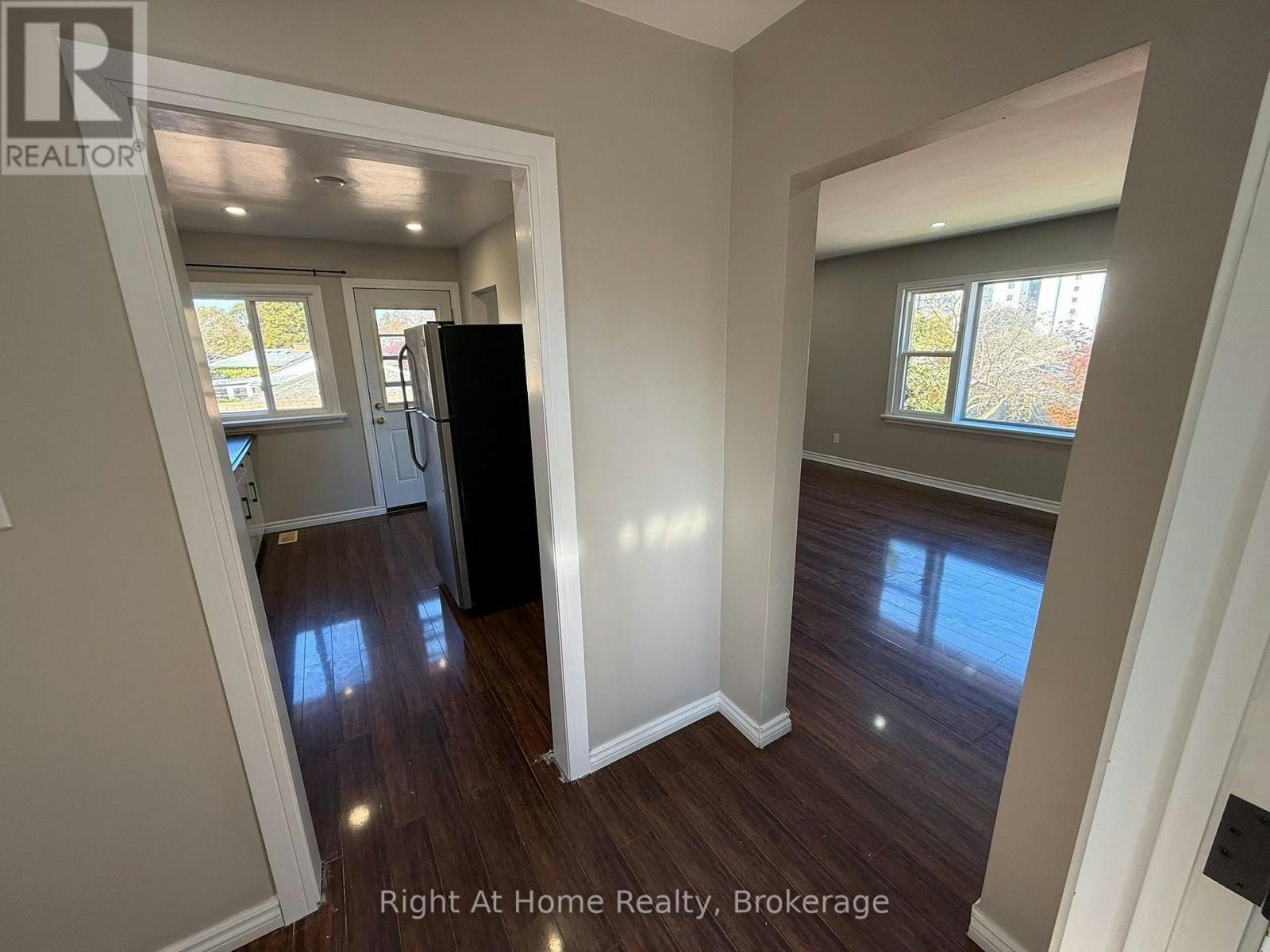 3-7 Balmoral Drive, Kitchener, ON, N2M 2J7 - 14