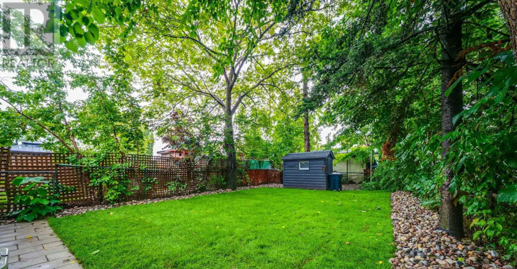 43 Craydon Avenue, Toronto, ON, M6M 2C8 - 27