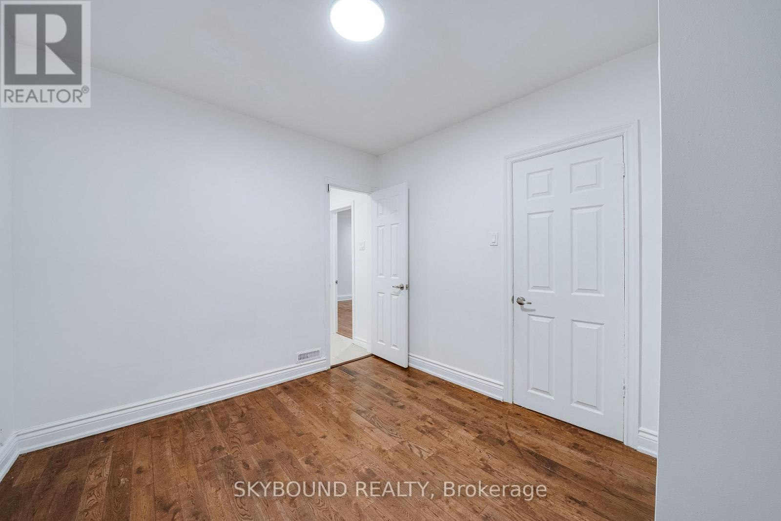 43 Craydon Avenue, Toronto, ON, M6M 2C8 - 19