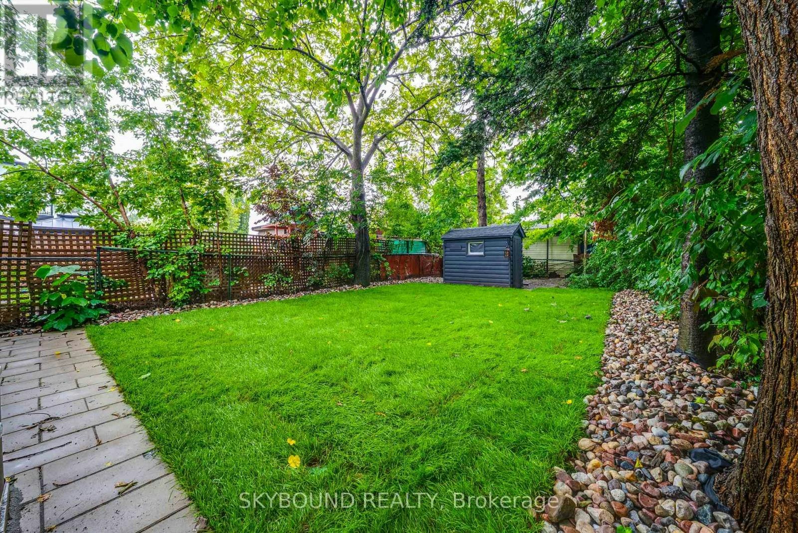 43 Craydon Avenue, Toronto, ON, M6M 2C8 - 24