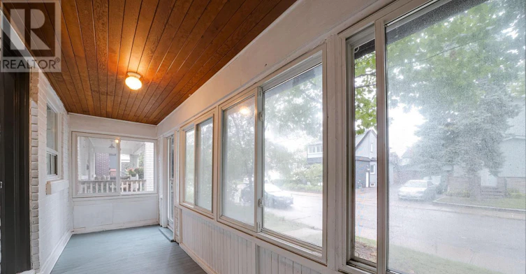 43 Craydon Avenue, Toronto, ON, M6M 2C8 - 6