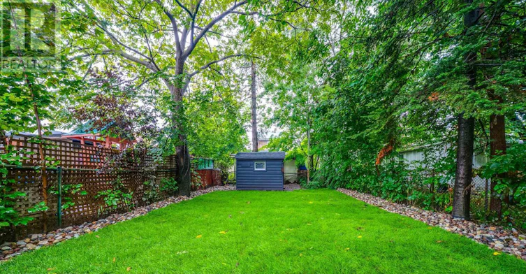43 Craydon Avenue, Toronto, ON, M6M 2C8 - 28