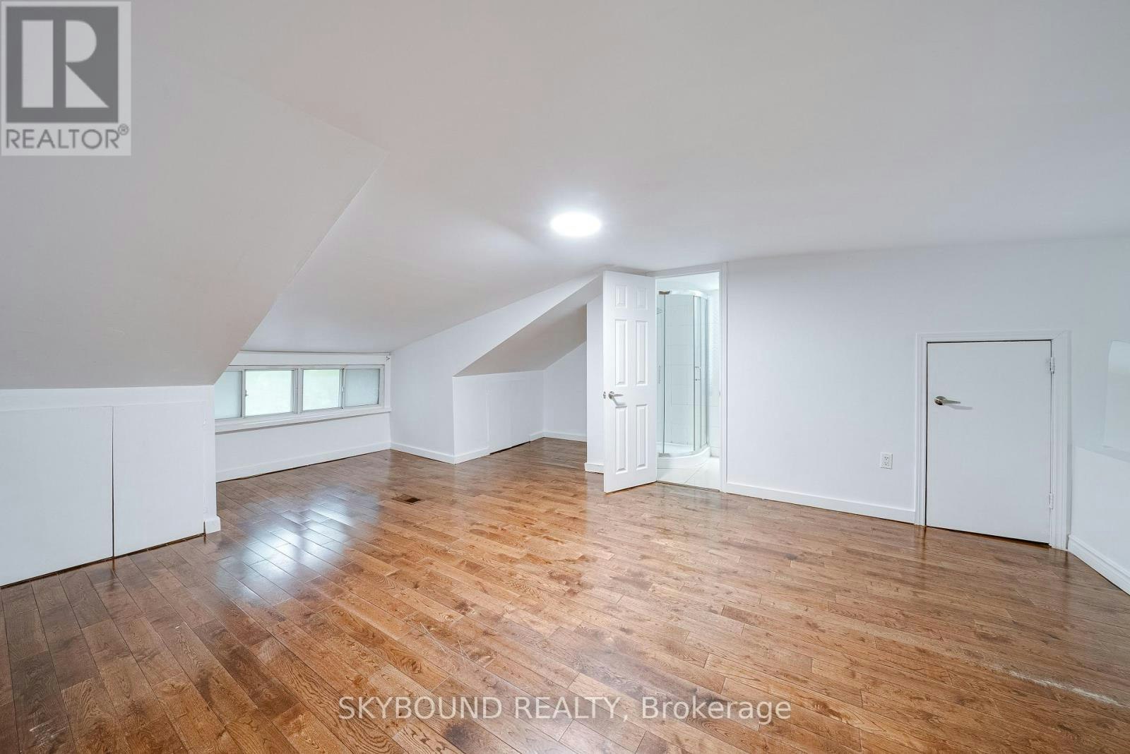 43 Craydon Avenue, Toronto, ON, M6M 2C8 - 20