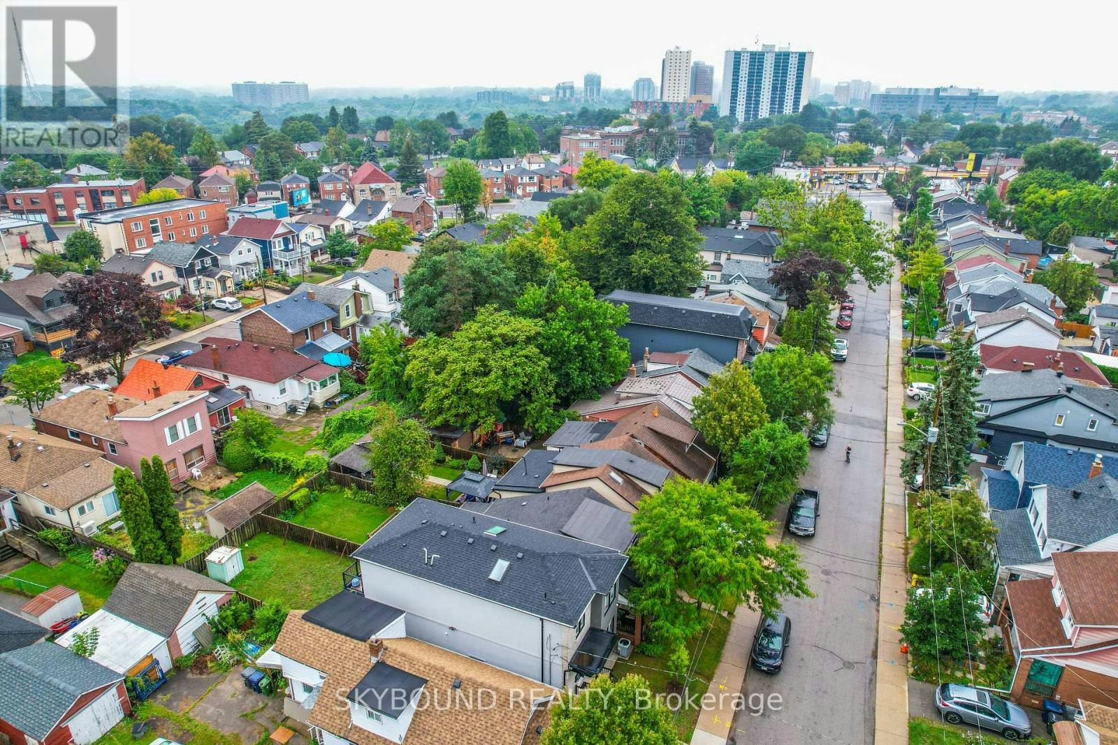 43 Craydon Avenue, Toronto, ON, M6M 2C8 - 3