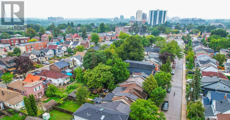 43 Craydon Avenue, Toronto, ON, M6M 2C8 - 3