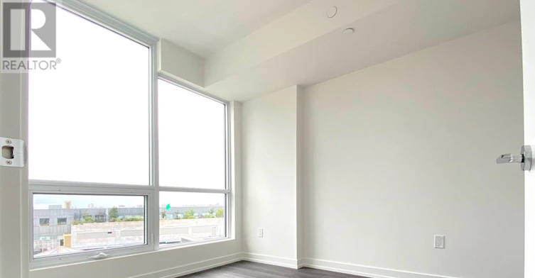 814-10 De Boers Drive, Toronto, ON, M3J 0G5 - 6
