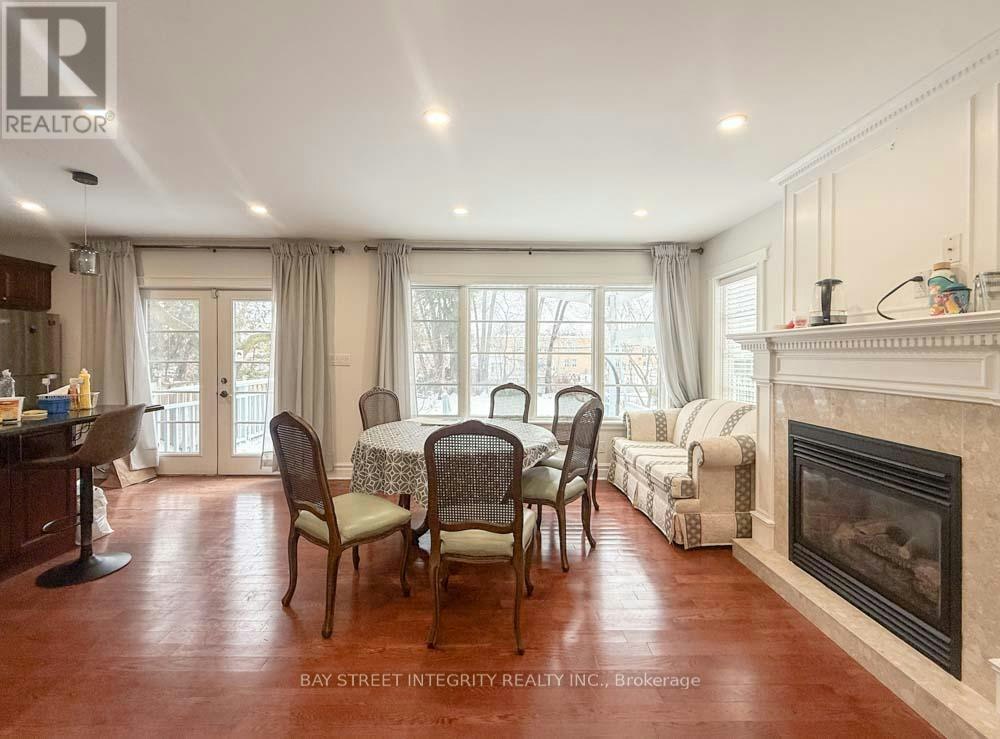 1-275 Estelle Avenue, Toronto, ON, M2N 5J4 - 4