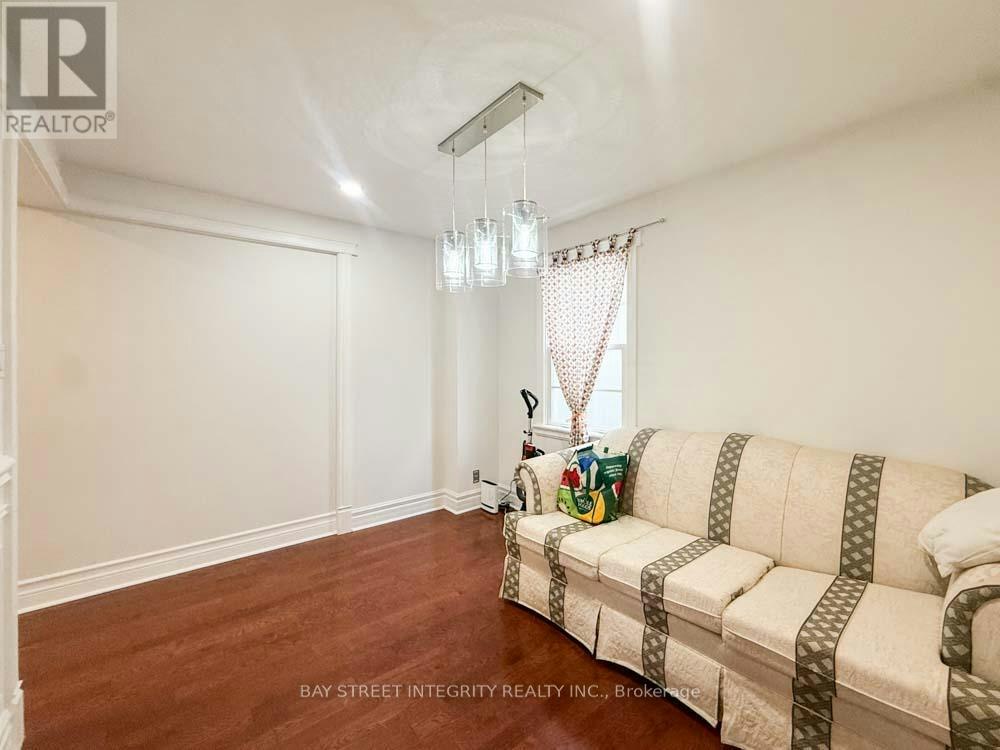 1-275 Estelle Avenue, Toronto, ON, M2N 5J4 - 5