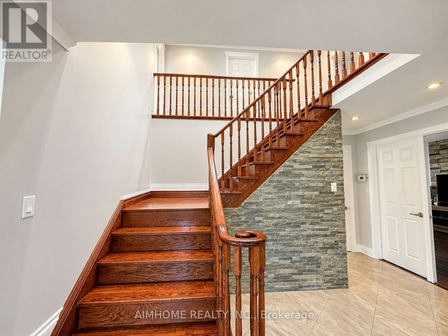 46 Chalet Road, Toronto, ON, M2J 3V4 - 3