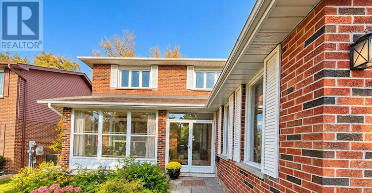 46 Chalet Road, Toronto, ON, M2J 3V4 - 2