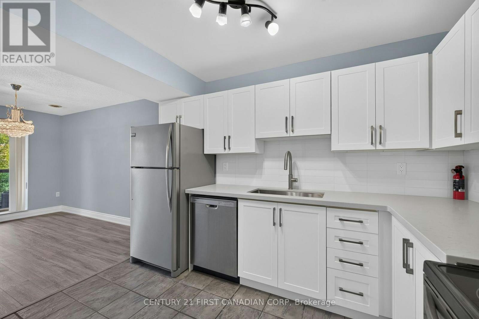 203-30 Chapman Court, London, ON, N6G 4Y4 - 11
