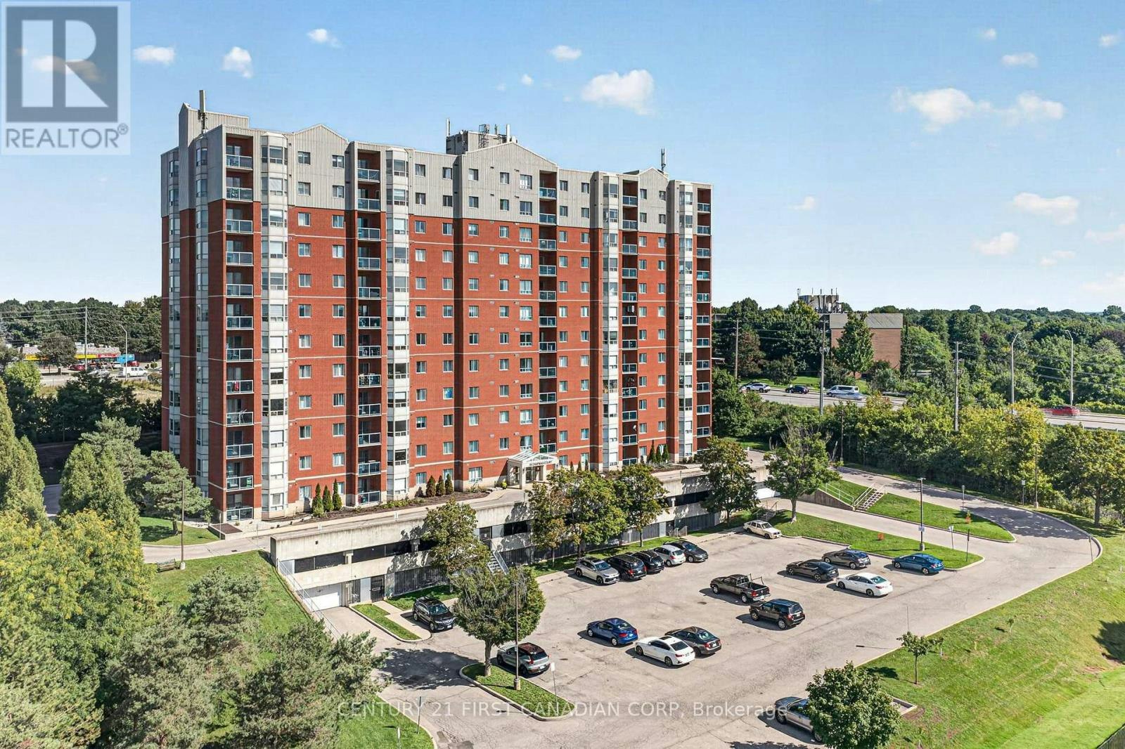 203-30 Chapman Court, London, ON, N6G 4Y4 - 2