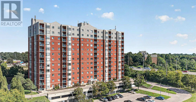 203-30 Chapman Court, London, ON, N6G 4Y4 - 2