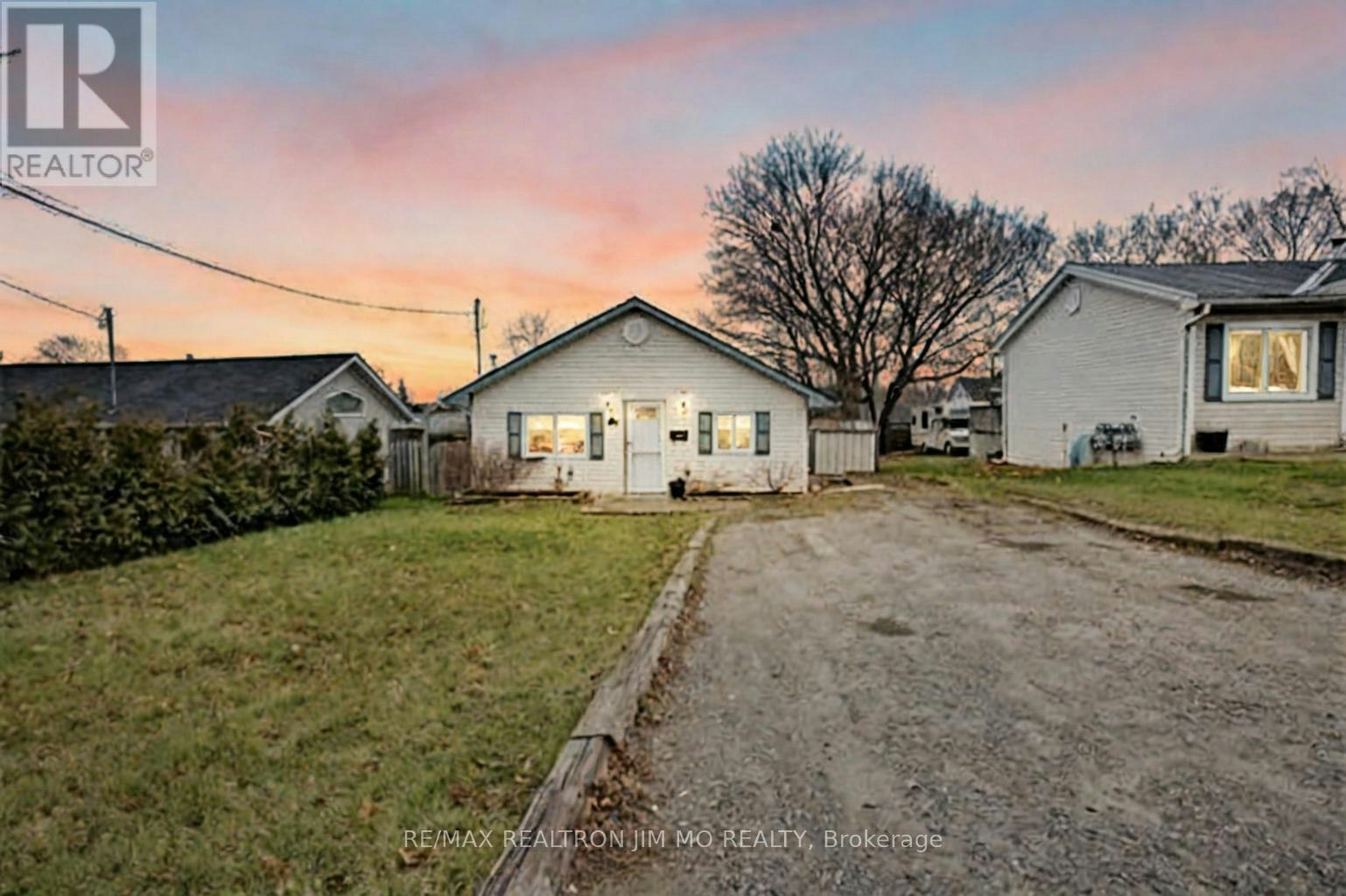 277 Pasadena Drive, Georgina, ON, L4P 2Z1