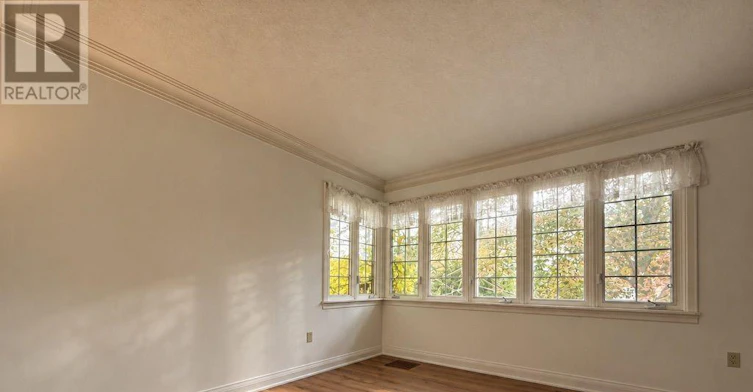 32 Davidson Drive, Vaughan, ON, L4L 1M1 - 9