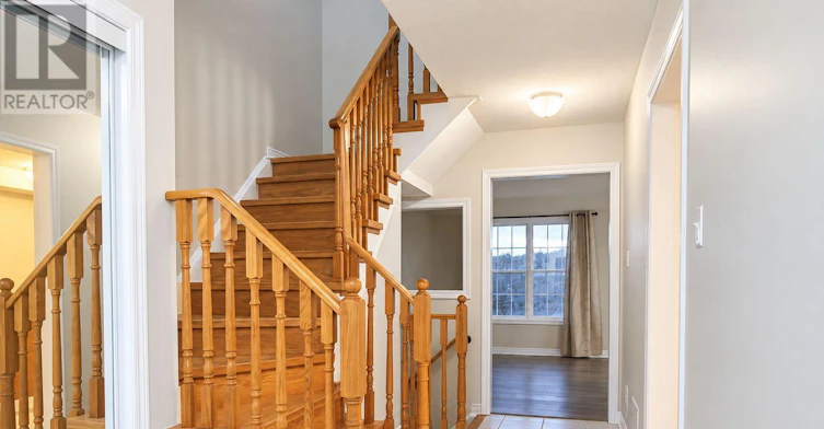 72 Milloy Place, Aurora, ON, L4G 7L3 - 3